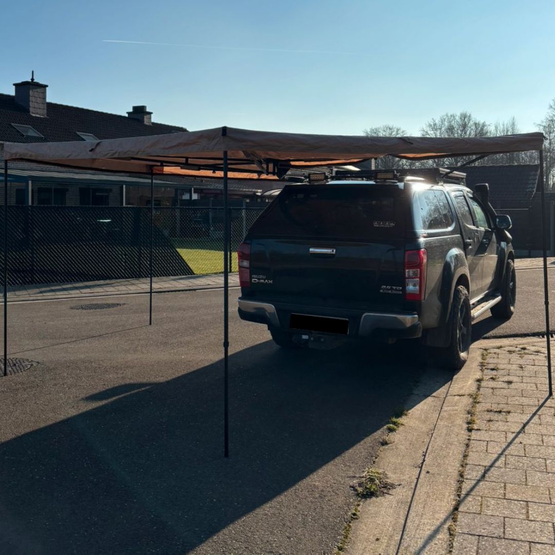 270-degree awning – Versatile suspended awning for outdoor shade